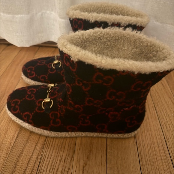 Gucci Women’s Size 8 Fria Horsebit Ankle Boots Wool and Shearling Blue - Picture 5 of 5